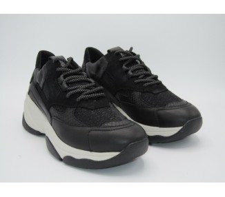 Munich Zapatillas Dash Woman 209 negro - Tienda Esdemarca calzado, moda y  complementos - zapatos de marca y zapatillas de marca